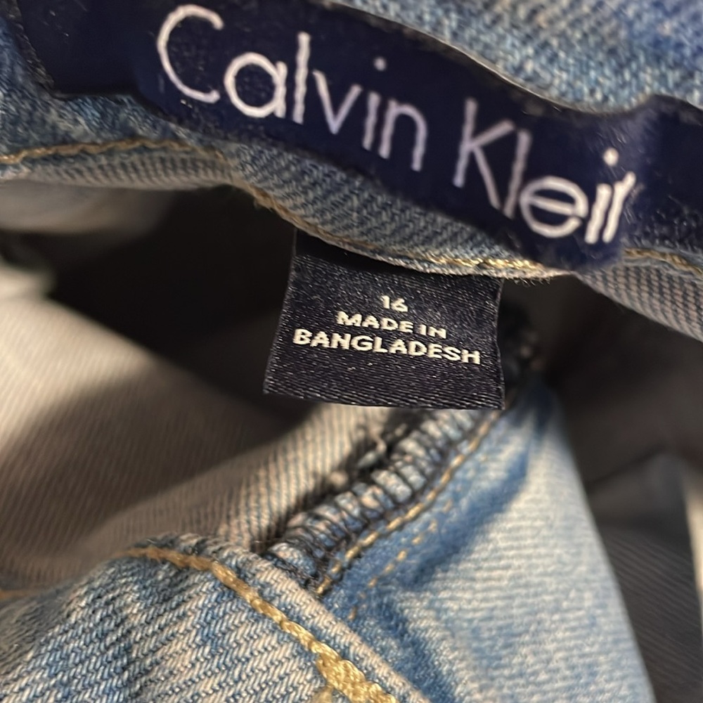 Ladies Calvin Klein jeans - Picture 4 of 8